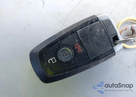 2018 Ford Ecosport Titanium z USA, uszkodzony, nr VIN MAJ3P1VE9JC197212